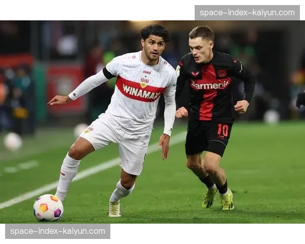 勒沃库森、斯图加特和法兰克福竞逐洛里昂后卫夸西，夏季转会窗开启在即